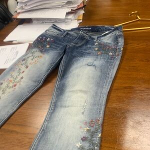 Jeans. N w o t